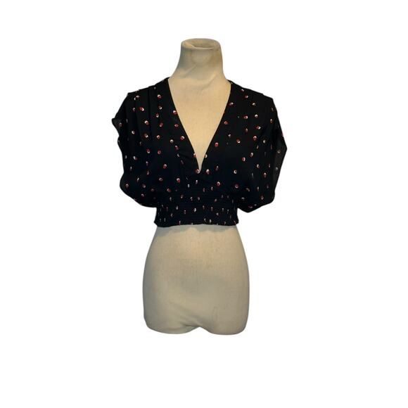 Free People black red polka dot pleated V neck crop top blouse size XS - Picture 9 of 13